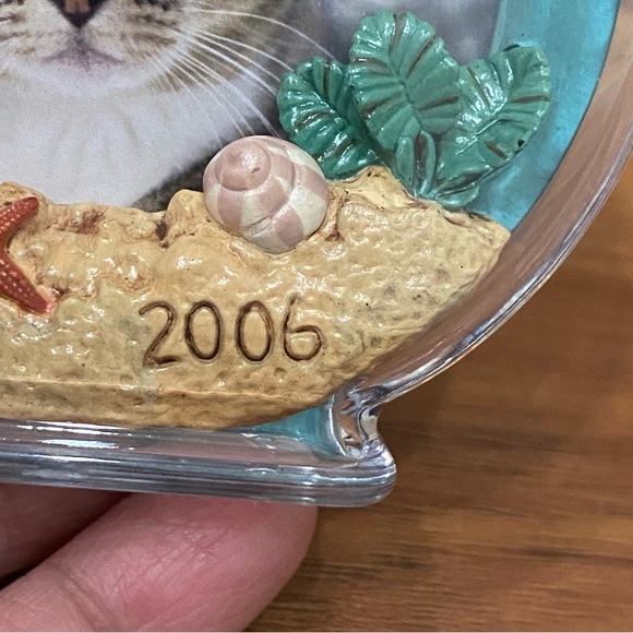 2006 HALLMARK Keepsake Special Cat Christmas Tree Ornament - Picture 11 of 13